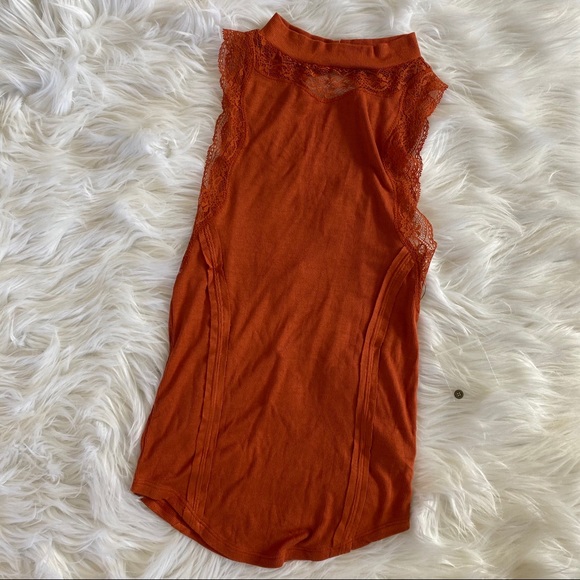 🆕Free People Ribbed Lace Tank Top - Picture 4 of 8
